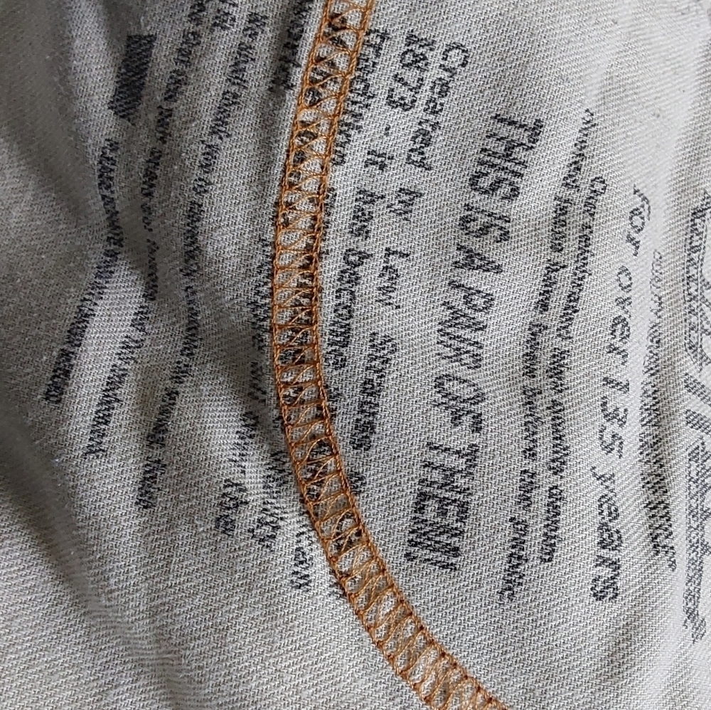 LEVIS STRAUSS 505 STRAIGHT HIGH RISE JEANS SIZE 32 X30 - Picture 6 of 6